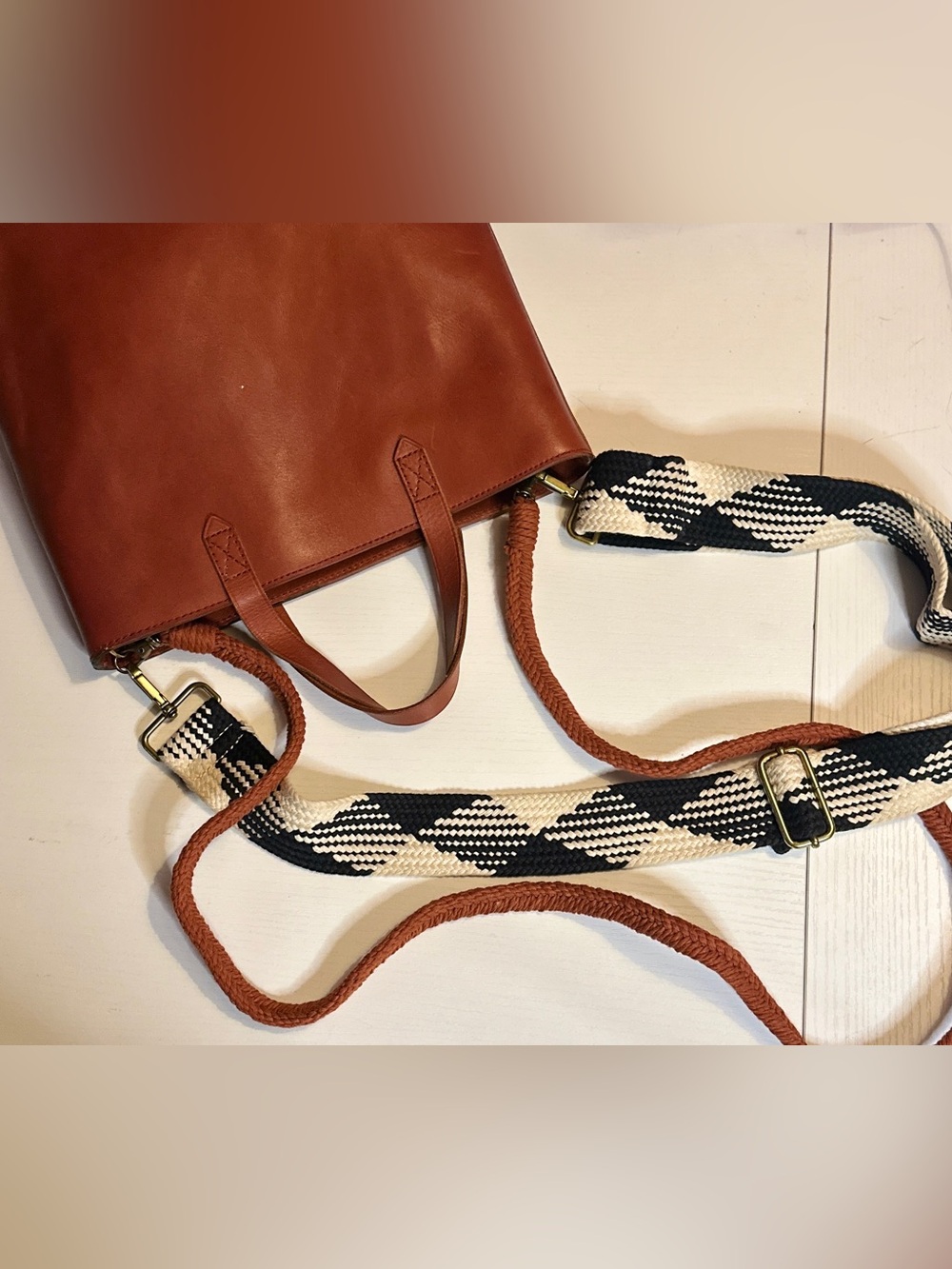 Madewell The Zip-Top Small Transport Crossbody Bag in English Saddle